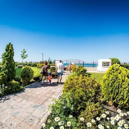 Apartament привилидж первая линия